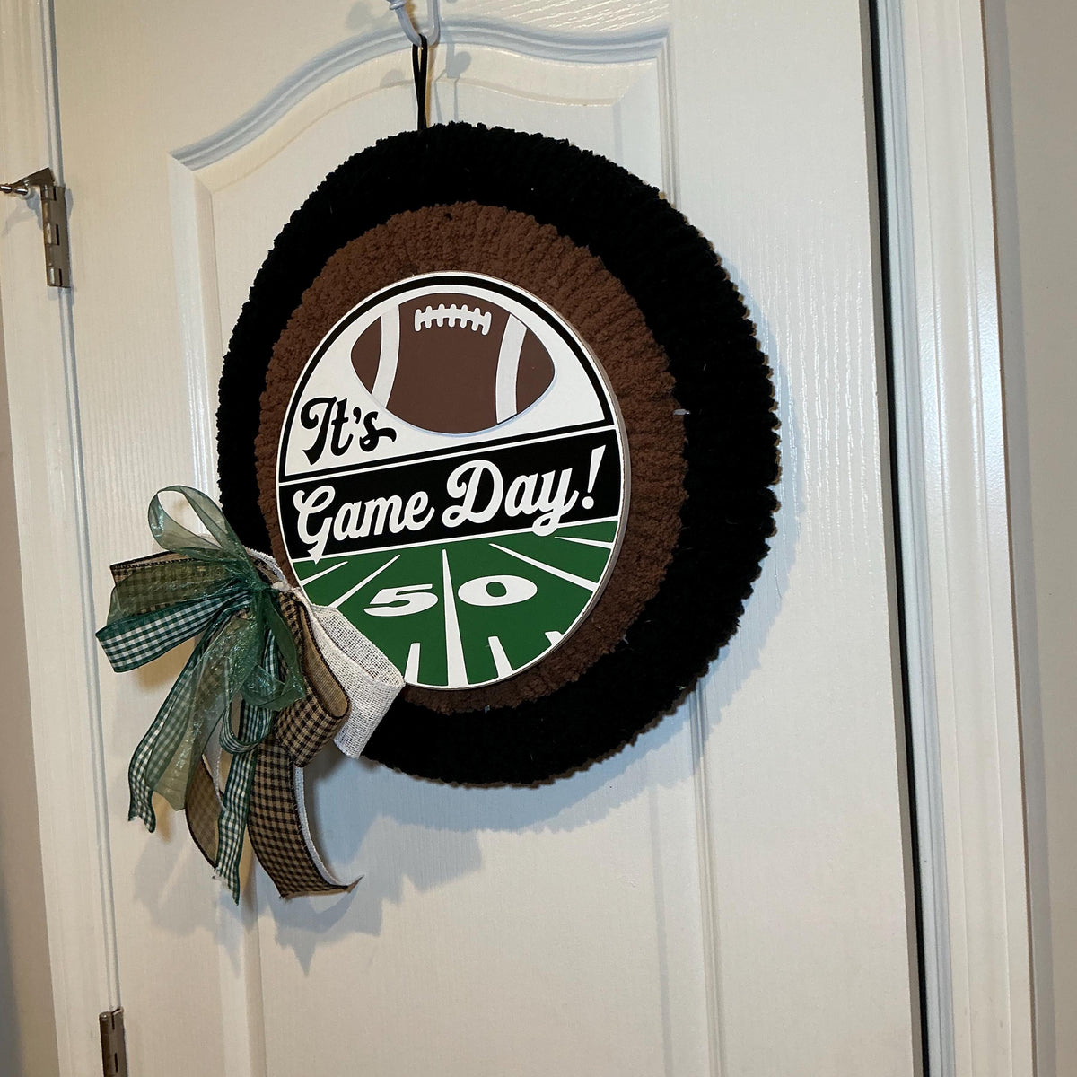 Football Fan Wreath, Game Day Stacked Frame Man Cave Decor, Sports Gift Father’s Day