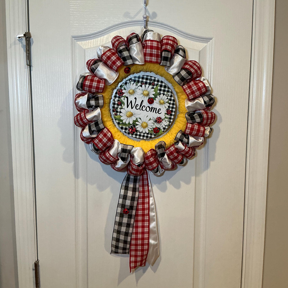 Ladybug Wreath for Front Door, Welcome Wreath, Daisy Ladybug Decor, Farmhouse, Buffalo Check Handmade Gift