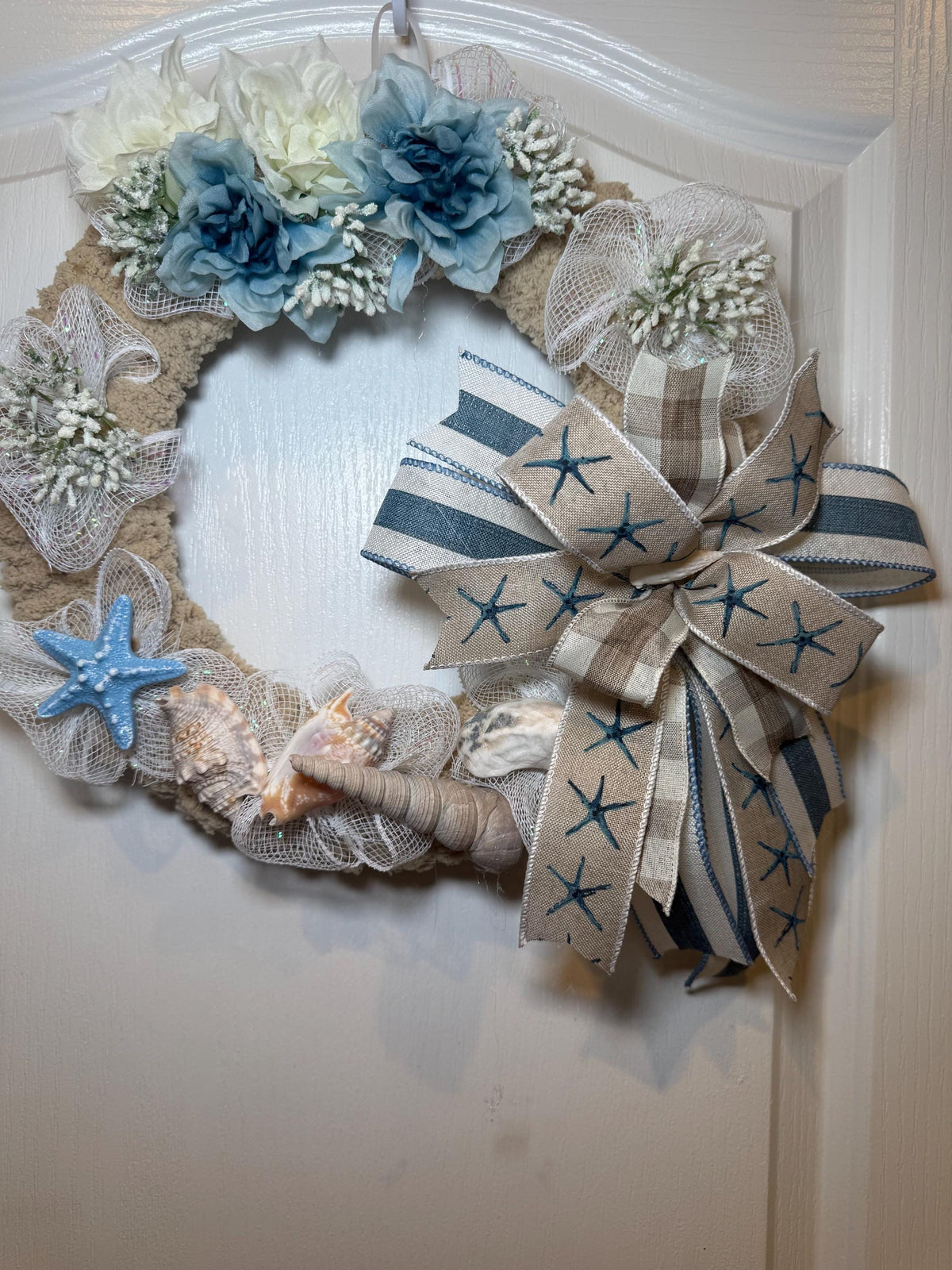 Chunky Yarn Space Saving Coastal Wreath with Starfish and Shells, Dusty Blue Door Decor