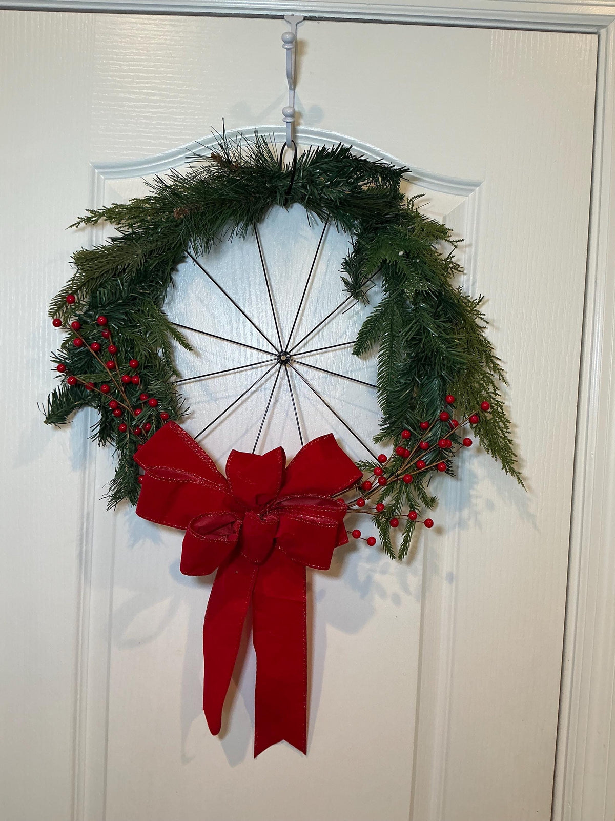 Handmade Christmas Wreath, Spoke Wheel, Pine Cedar, Red Berries, Red Bow Front Door Decor — photo 4