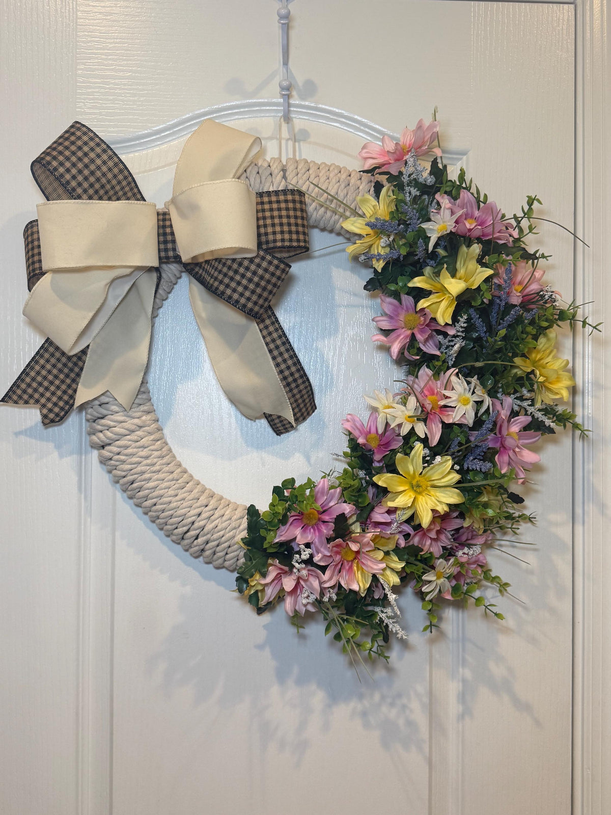 Wildflower Rope Wreath, 18 Inch Daisies Pink Lilies and Buffalo Check Bow