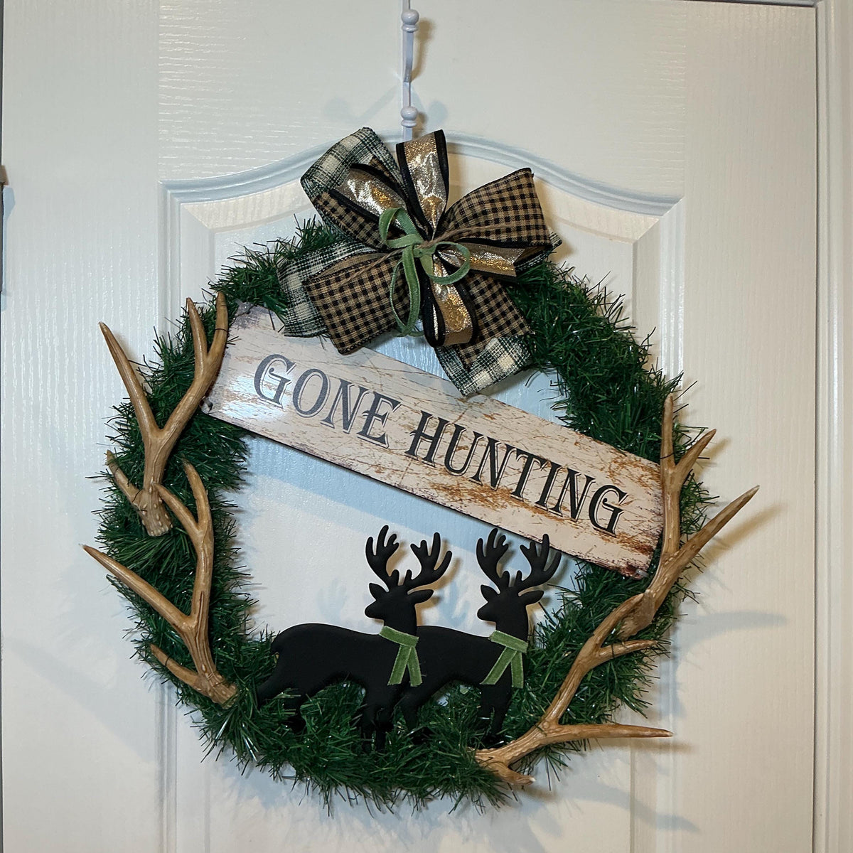 Gone Hunting Sign Wreath, Buck Silhouette Deer Man Cave Decor, Rustic Father’s Day Antler Gift