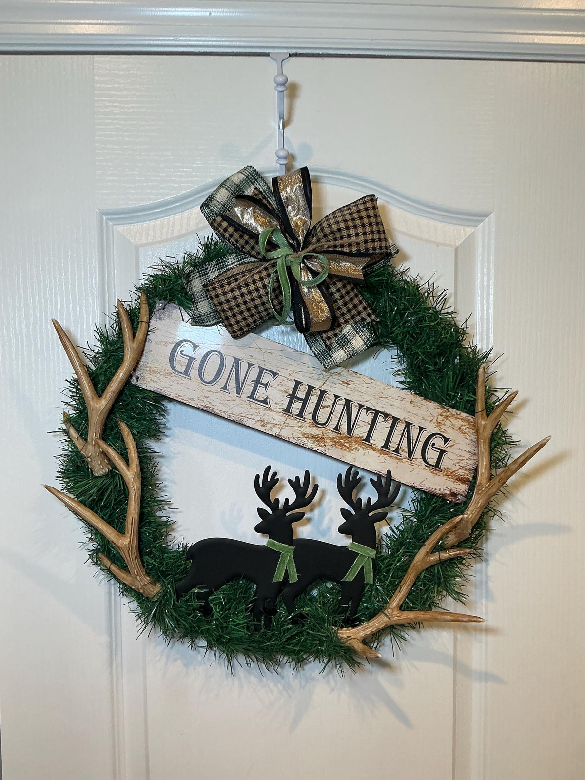 Gone Hunting Sign Wreath, Buck Silhouette Deer Man Cave Decor, Rustic Father’s Day Antler Gift