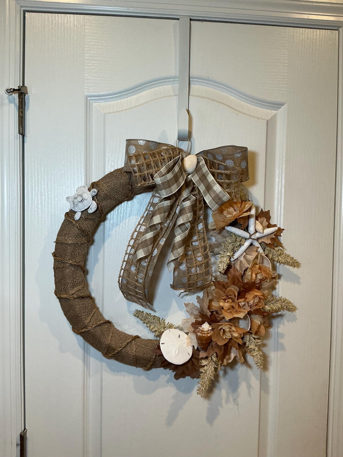 Coastal Burlap Wreath, 18 Inch Starfish Sand Dollar and Sea Turtle Door Decor
