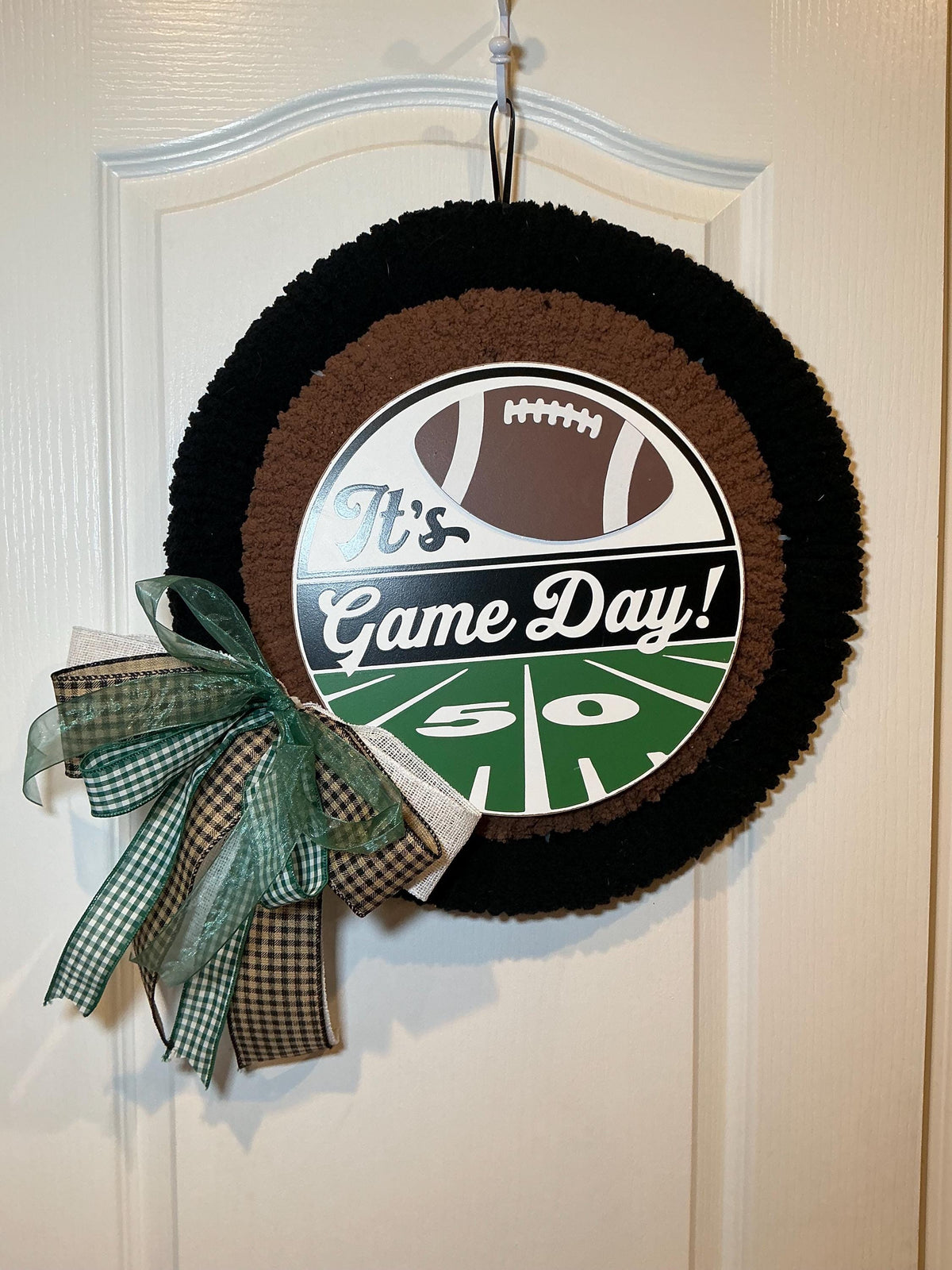 Football Fan Wreath, Game Day Stacked Frame Man Cave Decor, Sports Gift Father’s Day