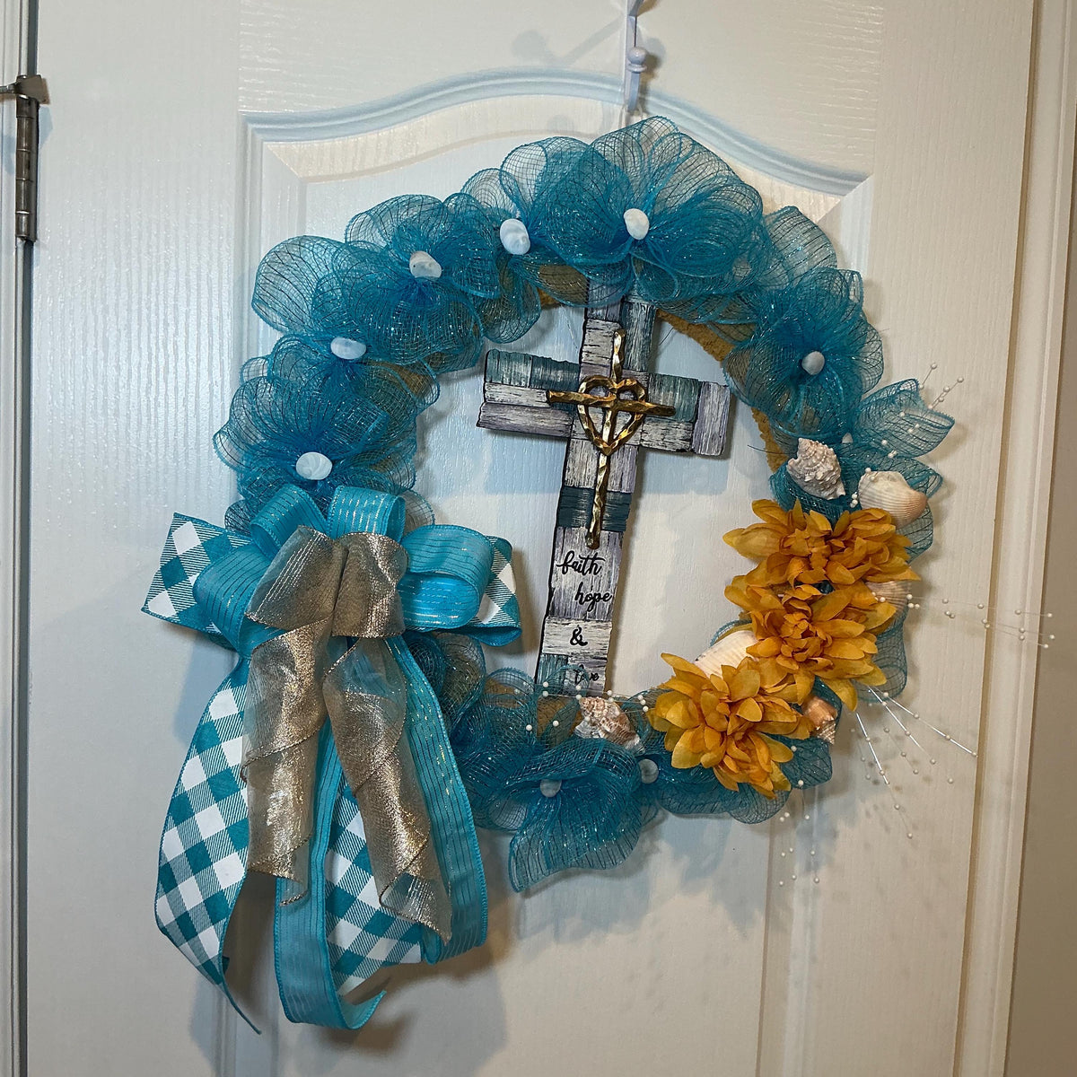 Coastal Faith Wreath, Turquoise Beach Cross Decor, Faith Hope Love Seashell Religious Door Decor.