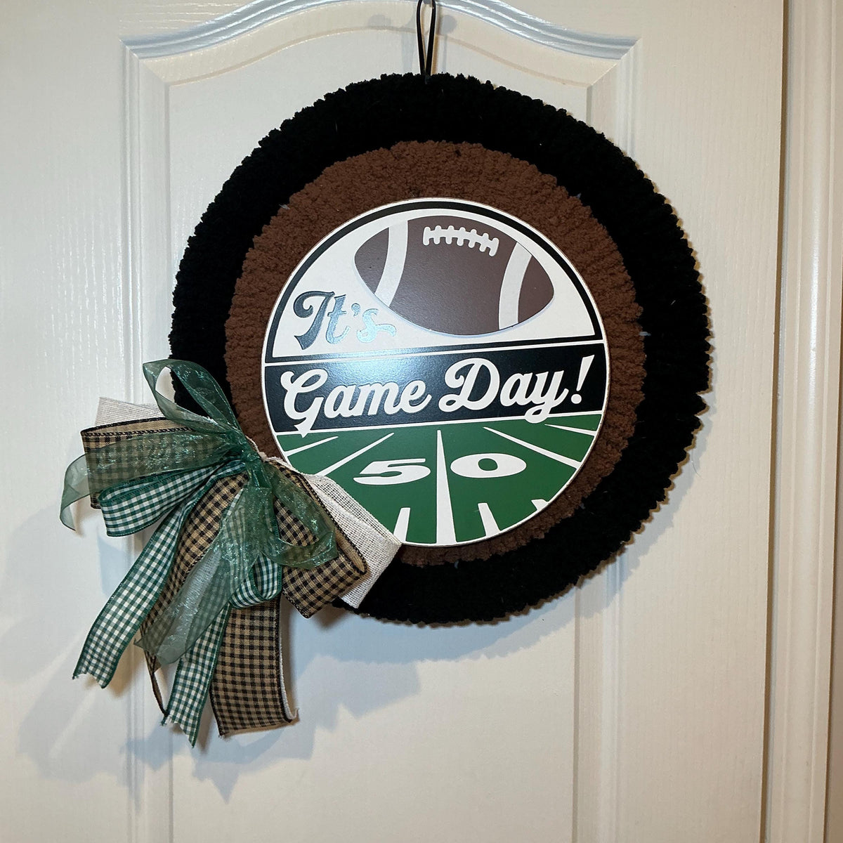 Football Fan Wreath, Game Day Stacked Frame Man Cave Decor, Sports Gift Father’s Day