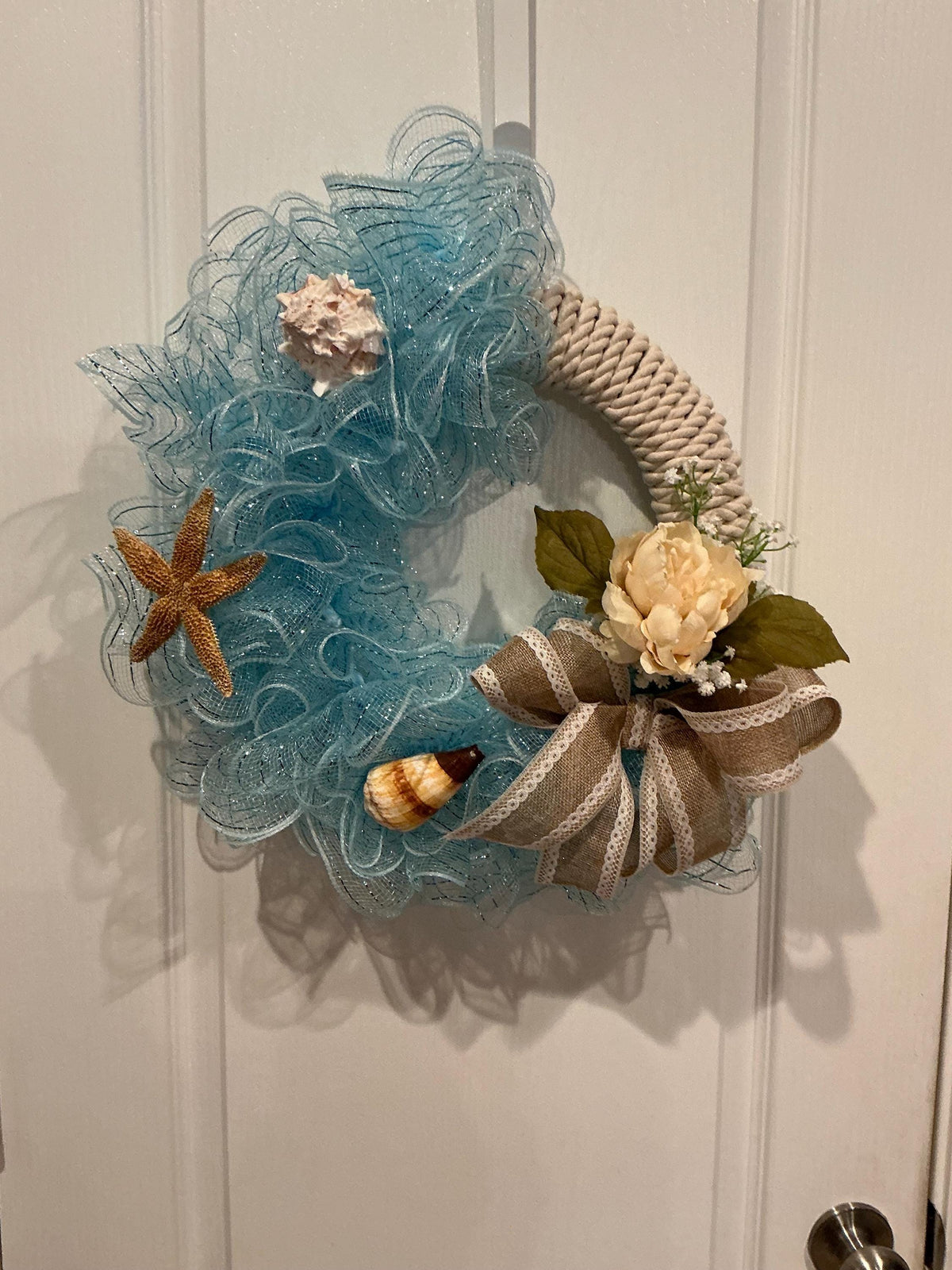 Coastal Beach Wreath with Seashells, Starfish, Rope, Burlap Bow – Front Door Decor