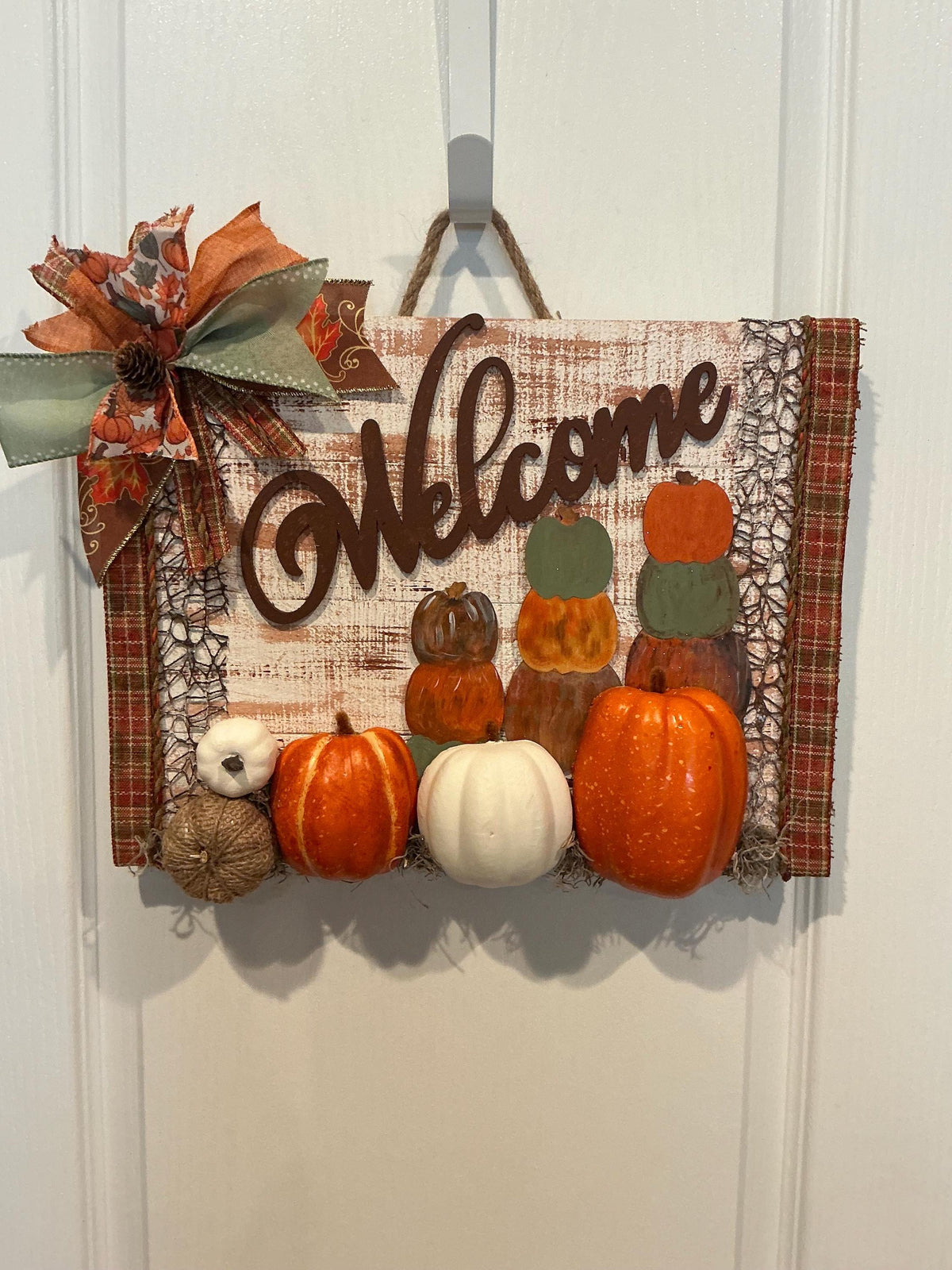 Pumpkin Welcome Sign, 16 x 12 Inch Rustic Wood Fall Door Hanger