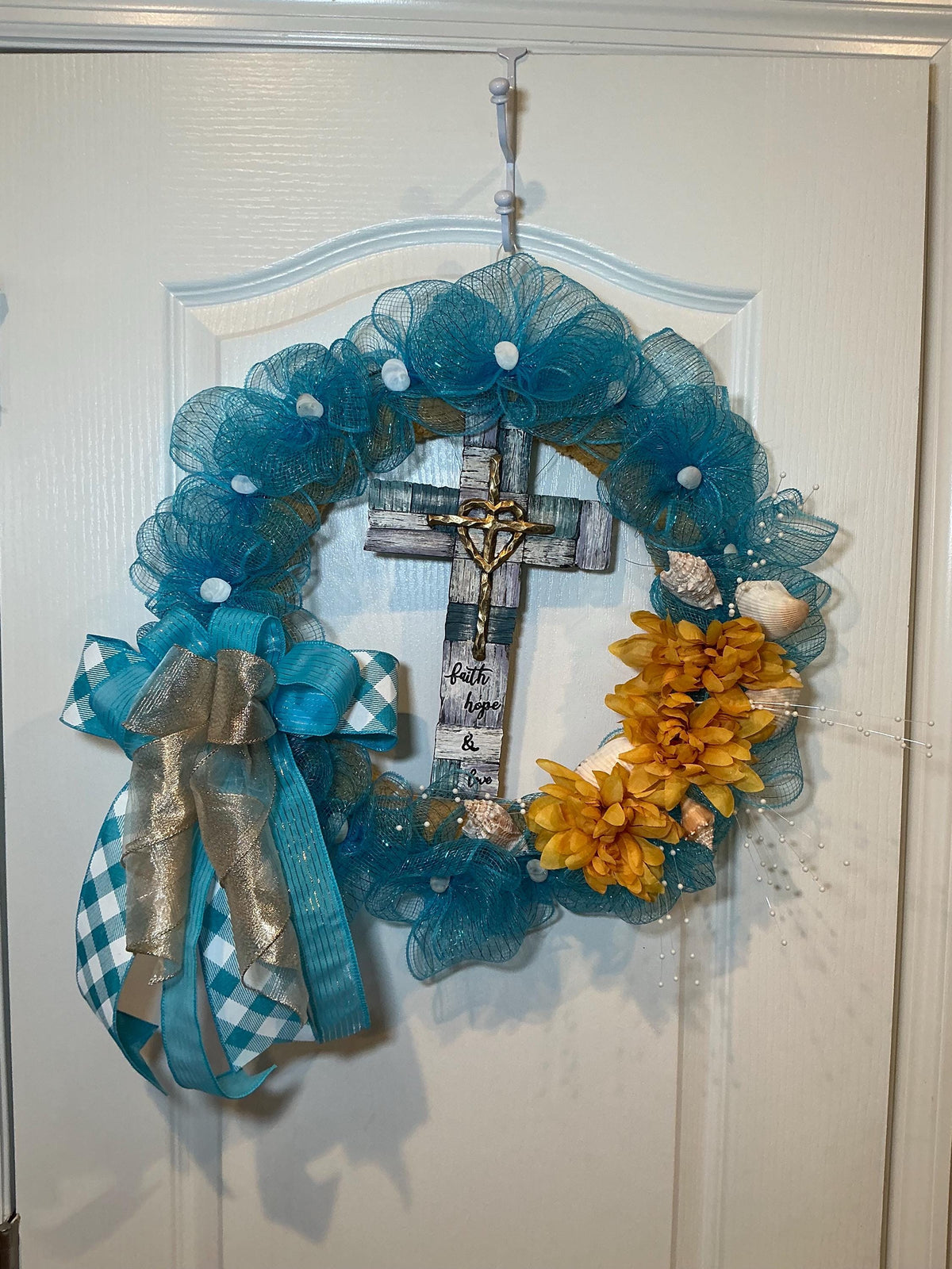 Coastal Faith Wreath, Turquoise Beach Cross Decor, Faith Hope Love Seashell Religious Door Decor.