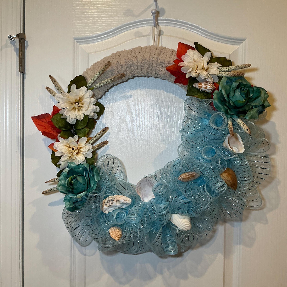 Coastal Fall Wreath, 18 Inch Ocean Blue Mesh Seashells and Rust Leaves