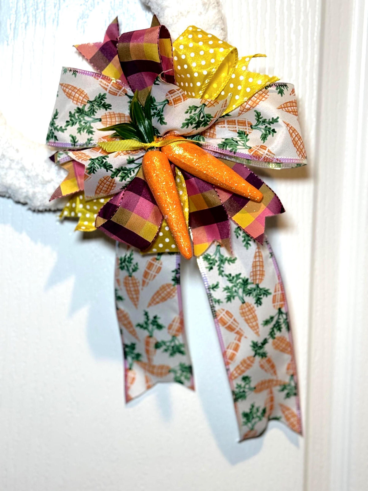 Handmade Chunky Yarn Bunny Wreath, Glitter Carrots Easter Decor