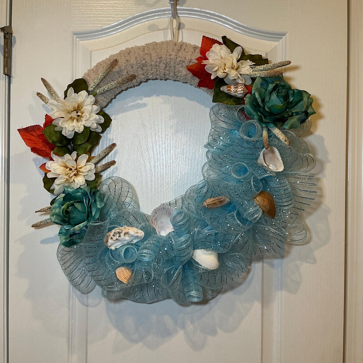 Coastal Fall Wreath, 18 Inch Ocean Blue Mesh Seashells and Rust Leaves