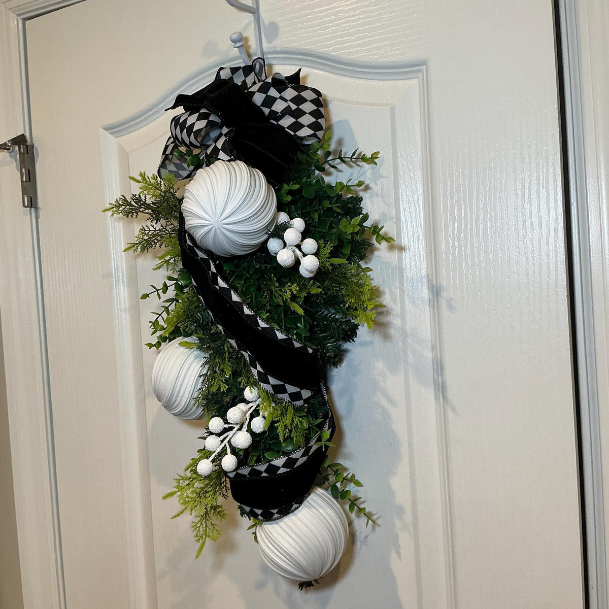 Farmhouse Door Swag, Black White Checkered Ribbon, White Orb Greenery, All Season Decor