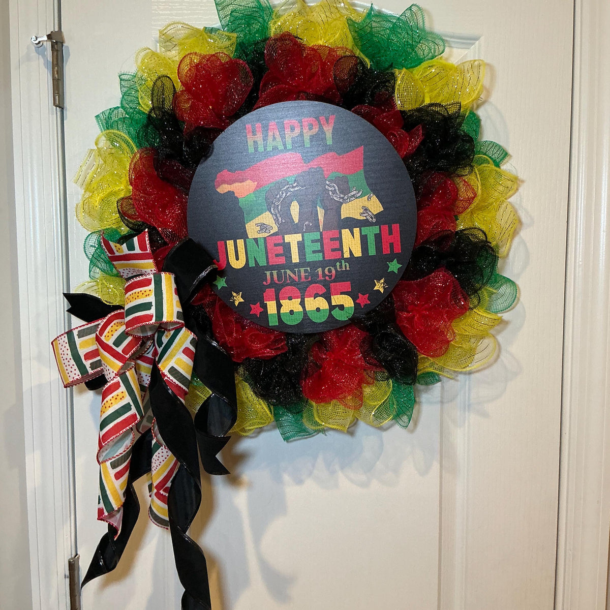 Globe Sign Juneteenth Wreath, Freedom Day 1865 Black Red Green Gold, June 19th Handmade Gift