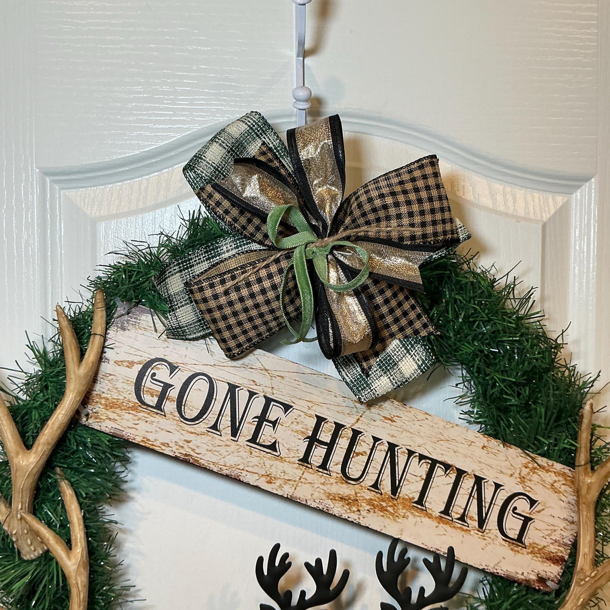 Gone Hunting Sign Wreath, Buck Silhouette Deer Man Cave Decor, Rustic Father’s Day Antler Gift