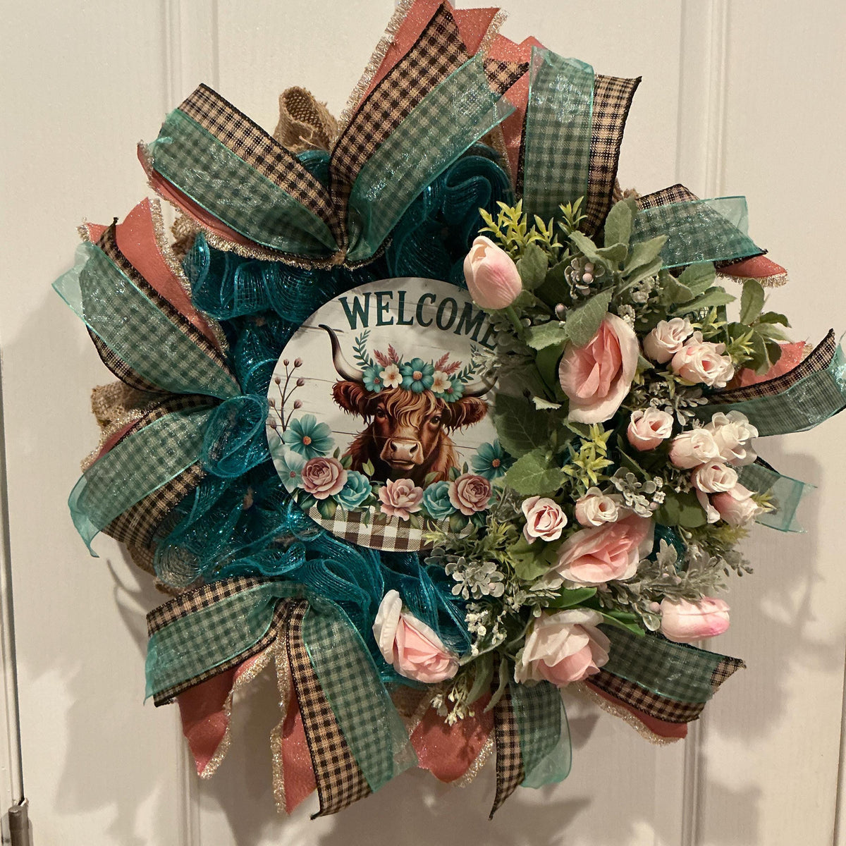 Highland Cow Mesh Wreath with Pink Roses, Sage Plaid Ribbon and Welcome Sign