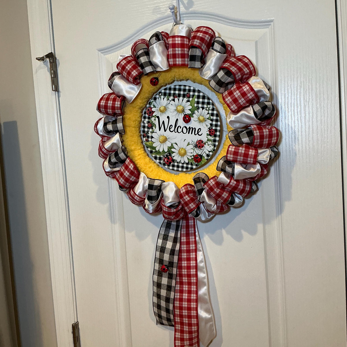 Ladybug Wreath for Front Door, Welcome Wreath, Daisy Ladybug Decor, Farmhouse, Buffalo Check Handmade Gift