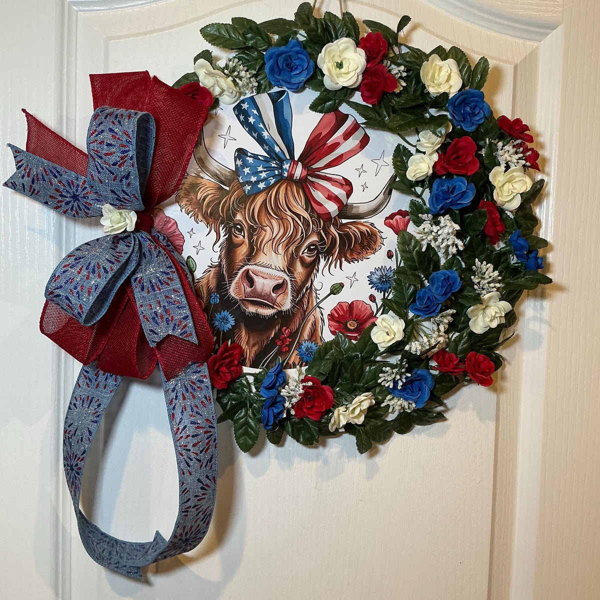 14 Inch Highland Cow Patriotic Wreath with Red White Blue Florals, Front Door Decor