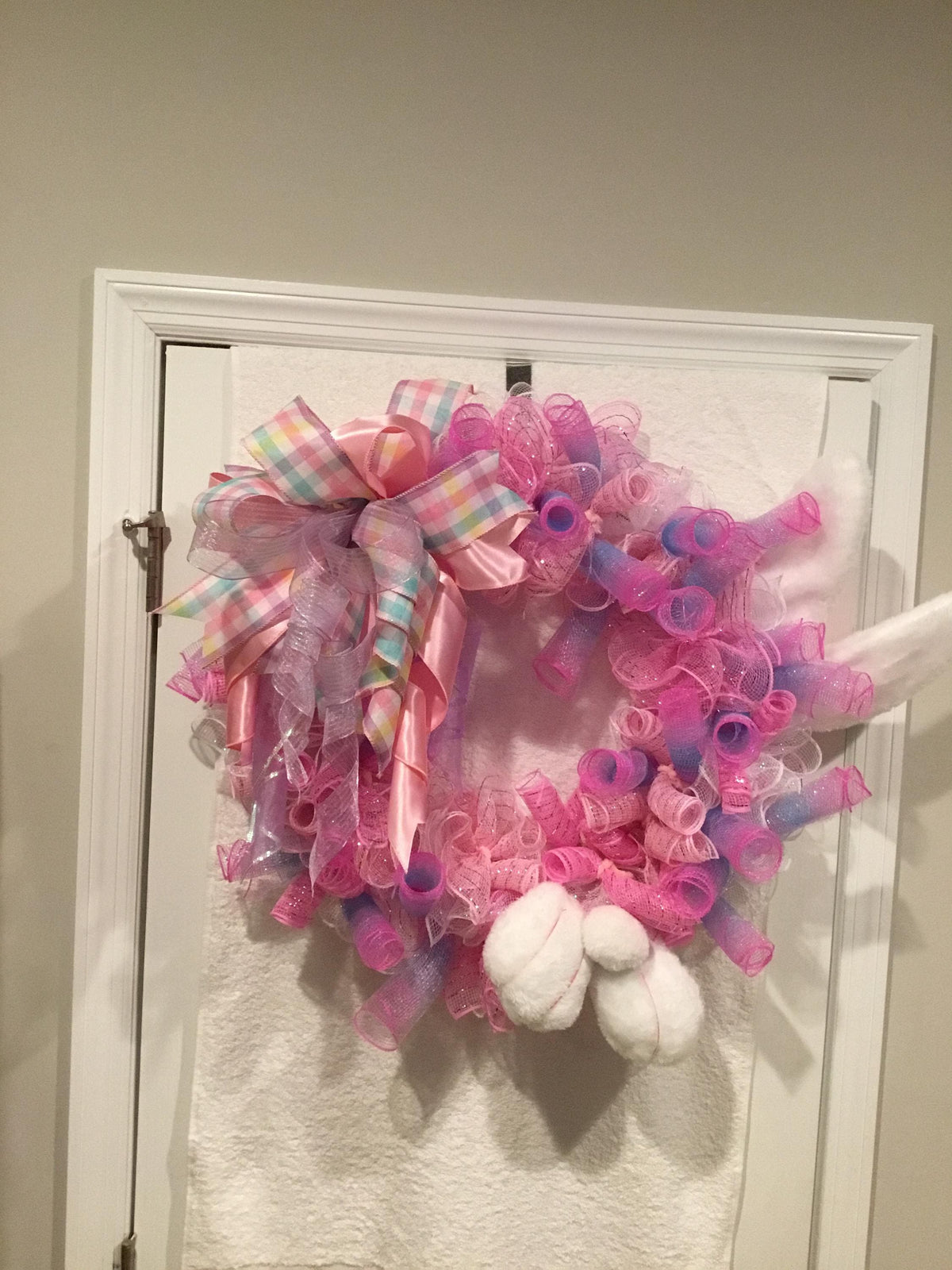 Easter Bunny Mesh Wreath, Pink Deco Mesh Spring Door Decor Wreath, Pastel Easter Decor, Bunny Ear Front Door Wreath, Handmade Easter Decor