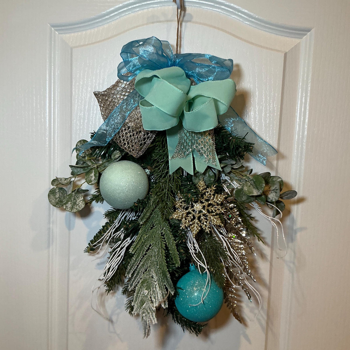 Coastal Christmas Door Swag, Eucalyptus Snowflake, Mint Blue Bow, Holiday Accent