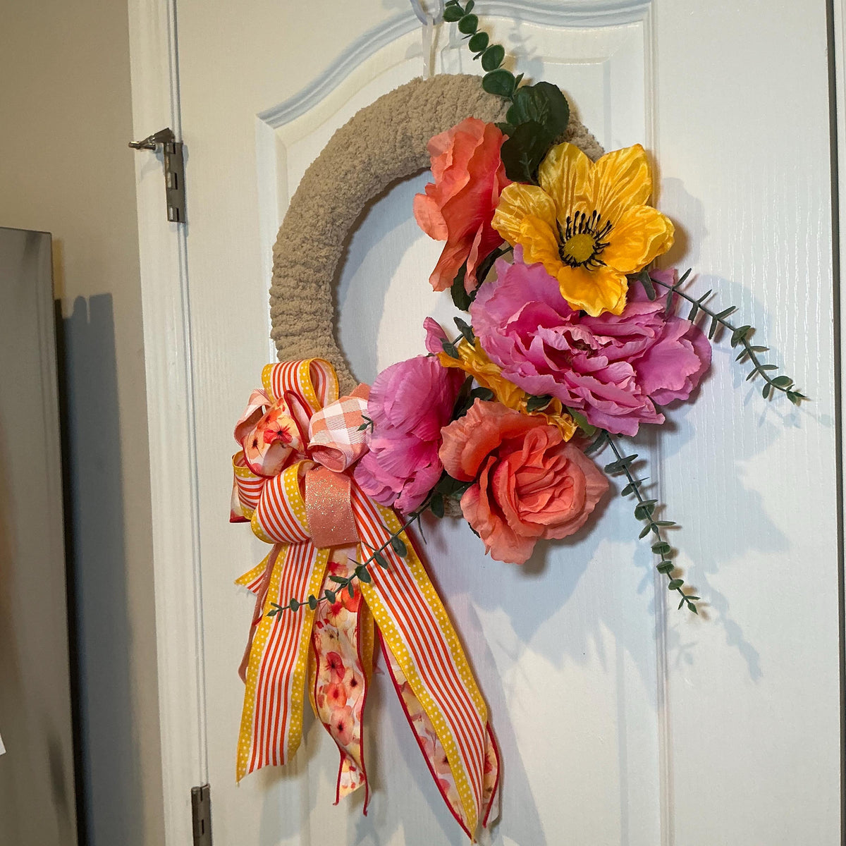 Coral Peony Chunky Yarn Wreath, Pink Yellow Spring Floral Decor, Farmhouse Front Door Wreath, Housewarming Gift, Handmade Summer Door Hanger
