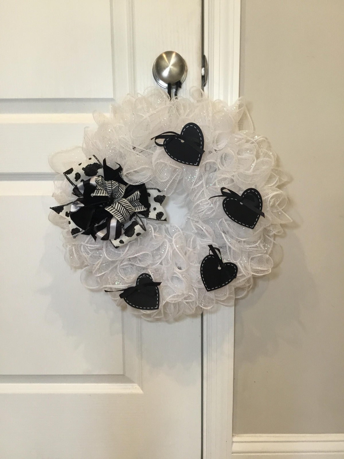 Black and White  mini wreath 12 inch