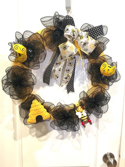 Beehive Charm Wreath, 18 Inch Yellow Black Deco Mesh Wreath, Bumblebee Front Door Decor, Bee Lover Gift, Handmade