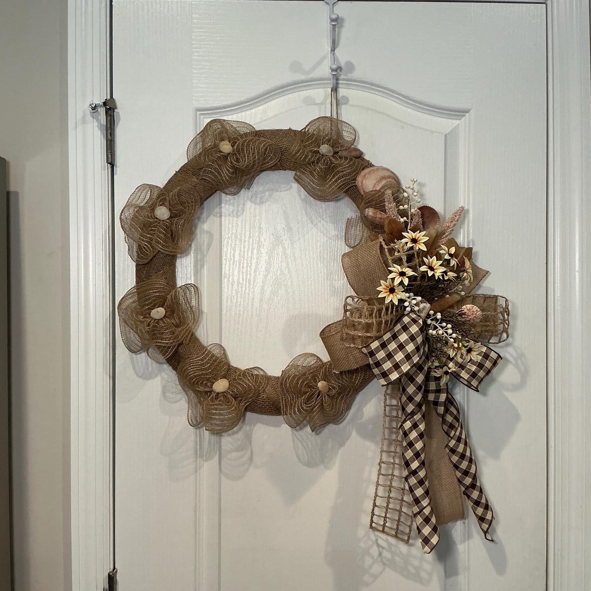 Coastal Neutral Wreath Metal Frame Burlap Shells Farmhouse Beach Decor Year Round Front Door