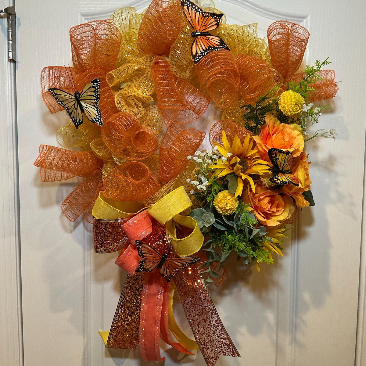 18  inch Monarch Butterfly Sunflower Wreath  Front Door Decor