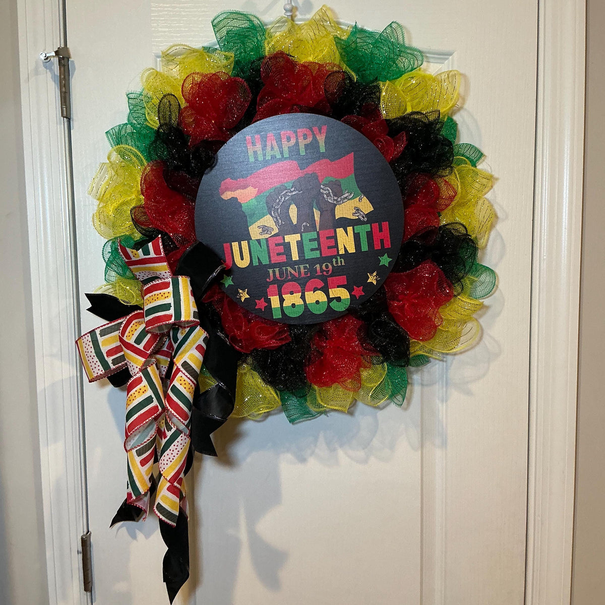 Globe Sign Juneteenth Wreath, Freedom Day 1865 Black Red Green Gold, June 19th Handmade Gift