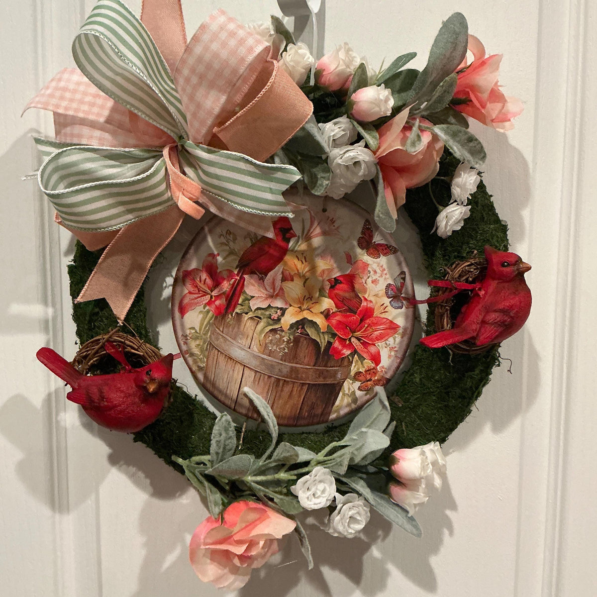 Moss Cardinal Wreath, Peach Floral Design, Red Bird Decor, 14 Inch