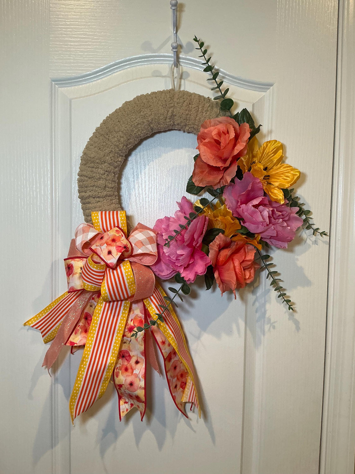 Coral Peony Chunky Yarn Wreath, Pink Yellow Spring Floral Decor, Farmhouse Front Door Wreath, Housewarming Gift, Handmade Summer Door Hanger