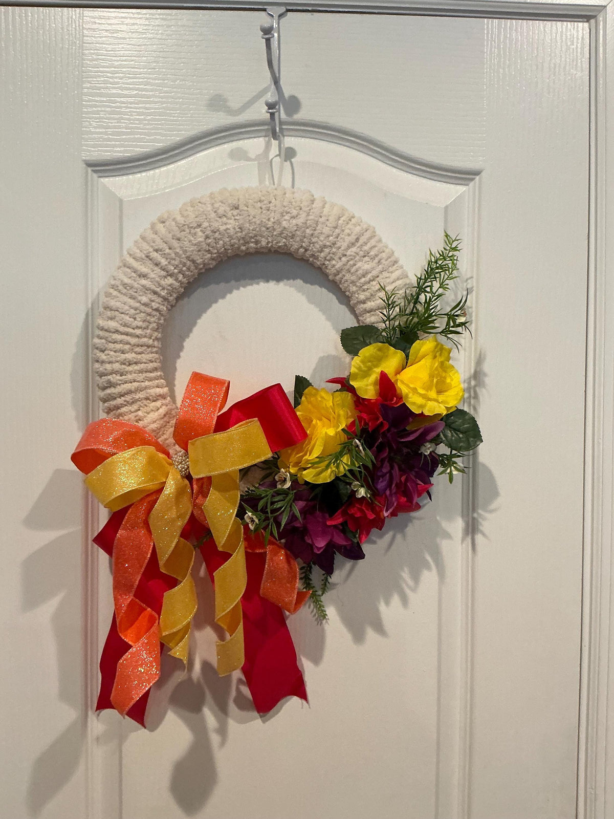 Summer Door Wreath, Yarn Wreath, Yellow Rose Wreath, Front Door Wreath, Floral Summer Wreath, Farmhouse Summer Wreath, Housewarming Gift