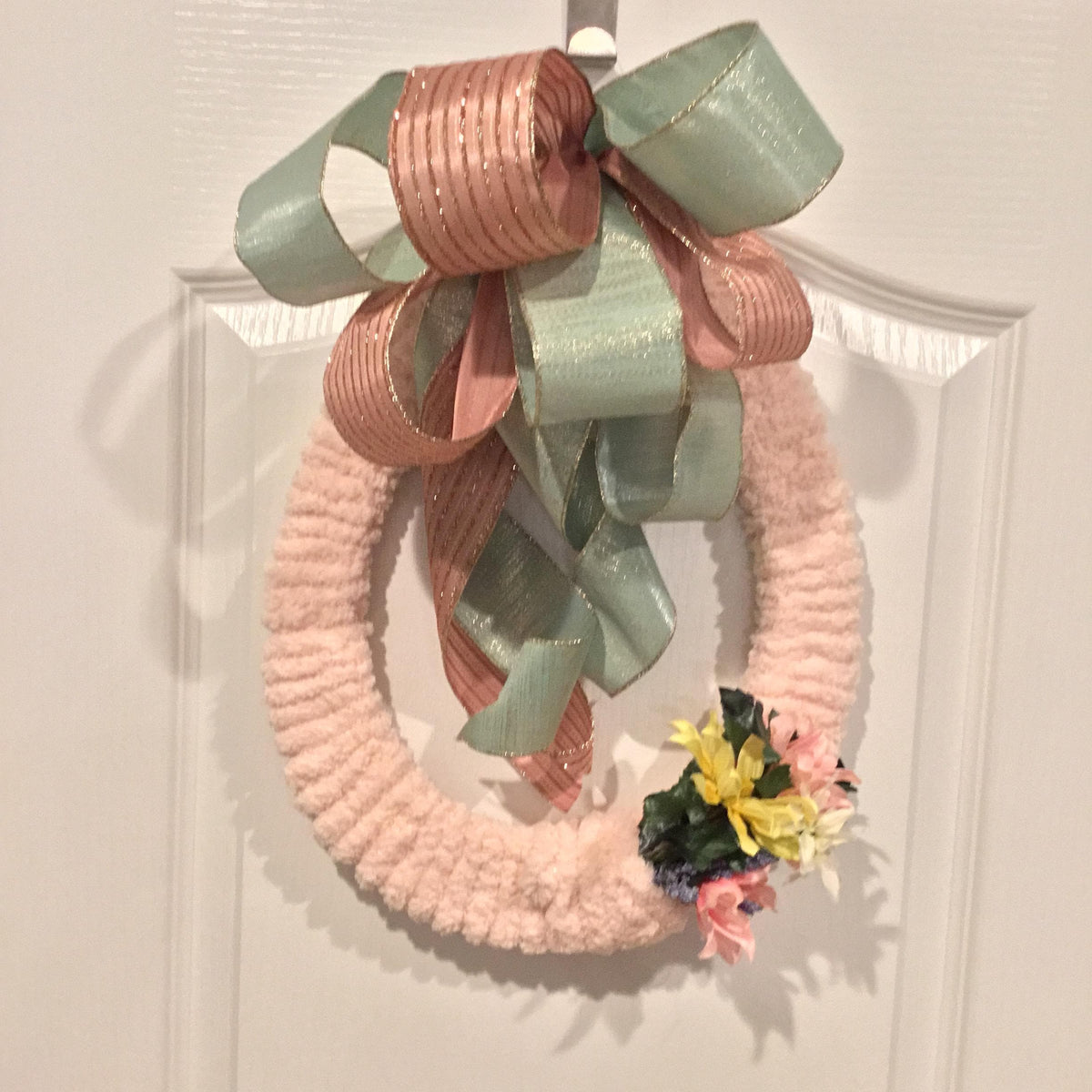 Easter Egg Wreath , Pink and Green Spring Door Decor, Pastel Farmhouse Easter Decoration