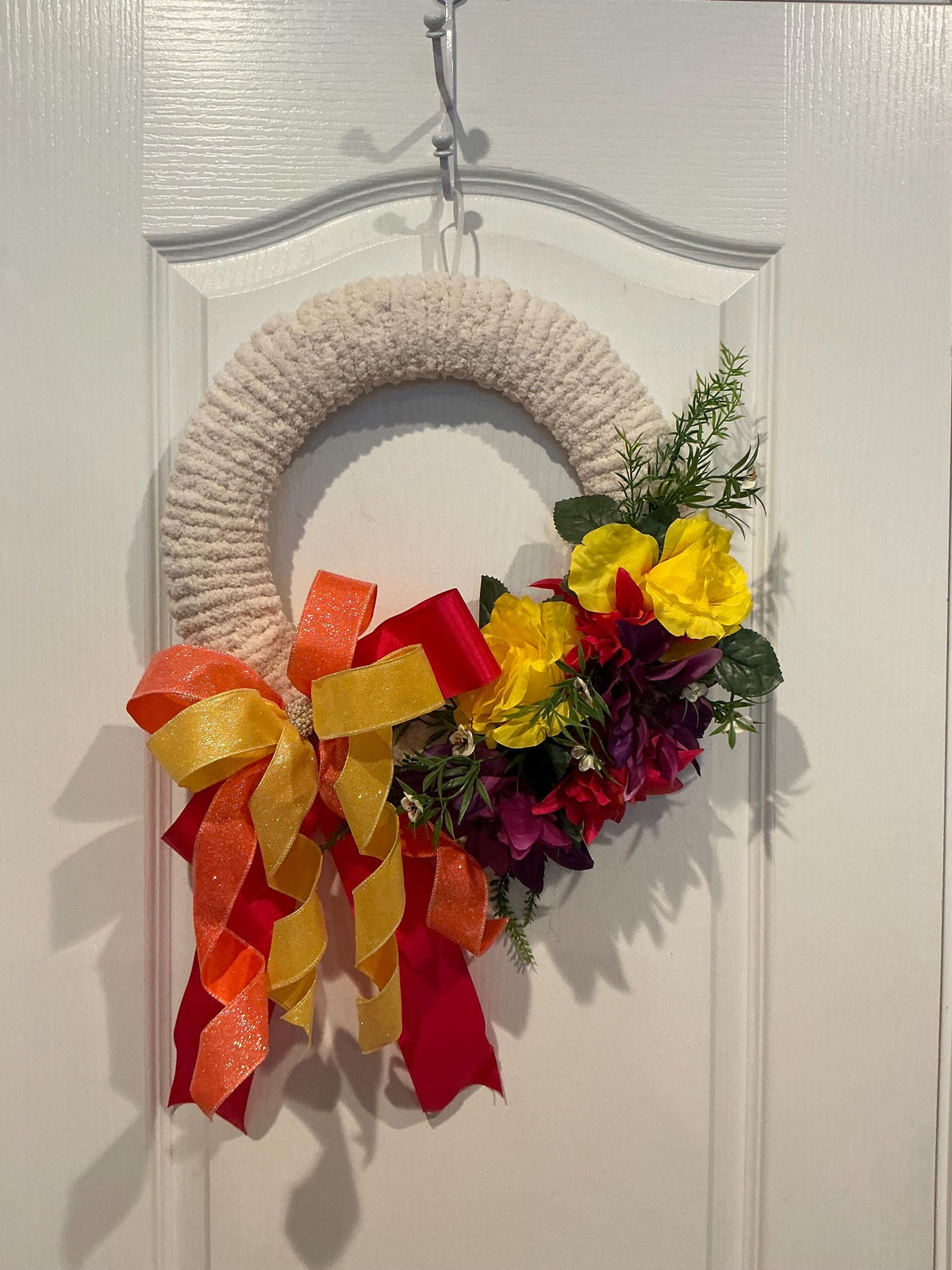 Summer Door Wreath, Yarn Wreath, Yellow Rose Wreath, Front Door Wreath, Floral Summer Wreath, Farmhouse Summer Wreath, Housewarming Gift