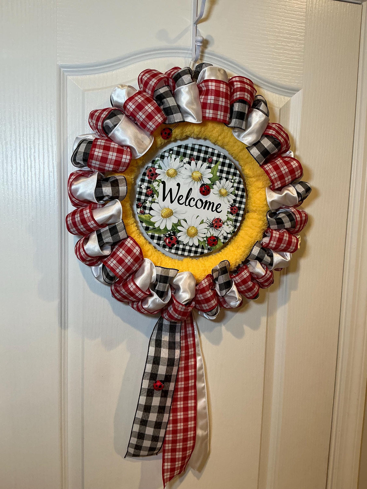 Ladybug Wreath for Front Door, Welcome Wreath, Daisy Ladybug Decor, Farmhouse, Buffalo Check Handmade Gift