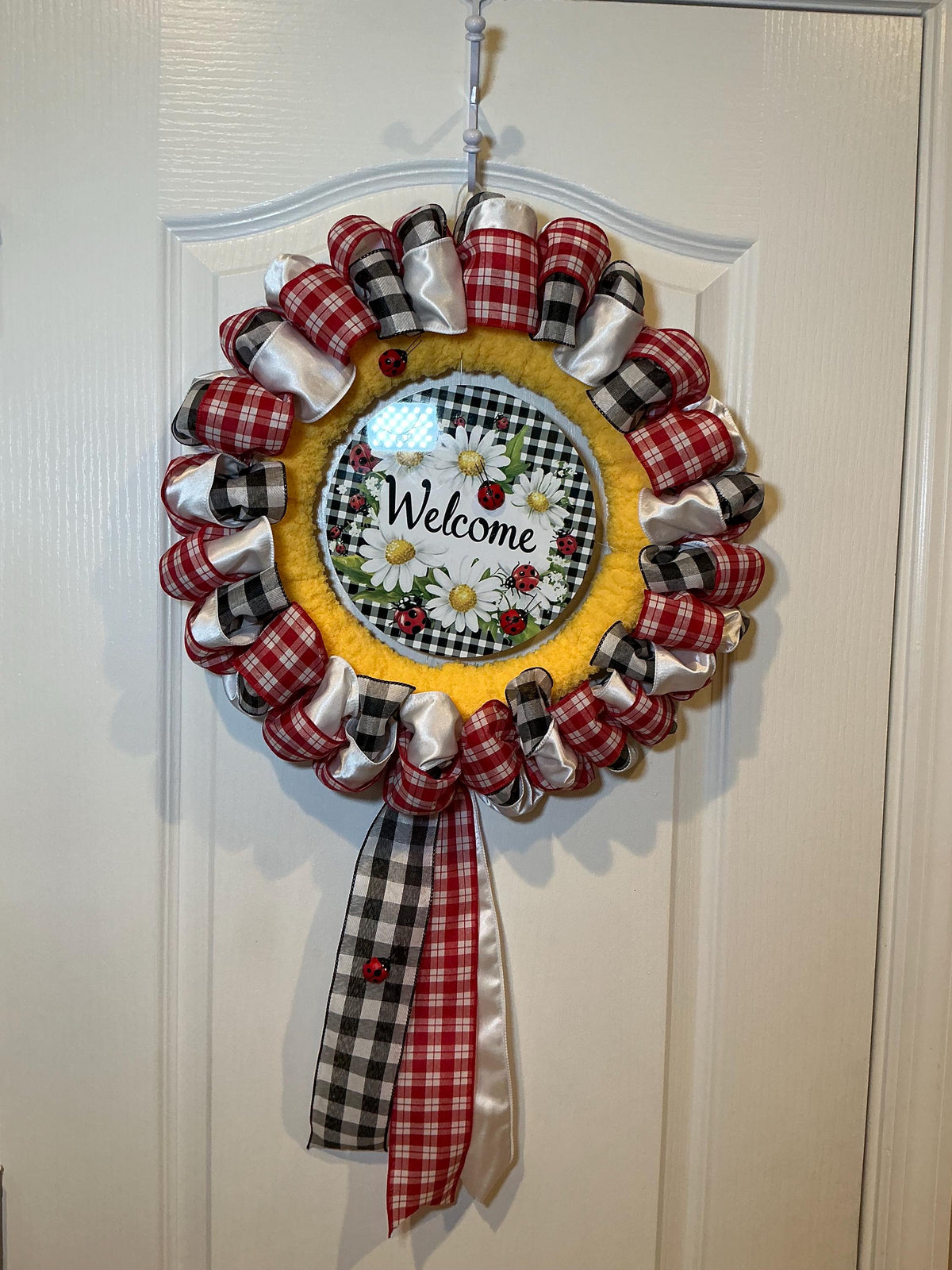 Ladybug Wreath for Front Door, Welcome Wreath, Daisy Ladybug Decor, Farmhouse, Buffalo Check Handmade Gift