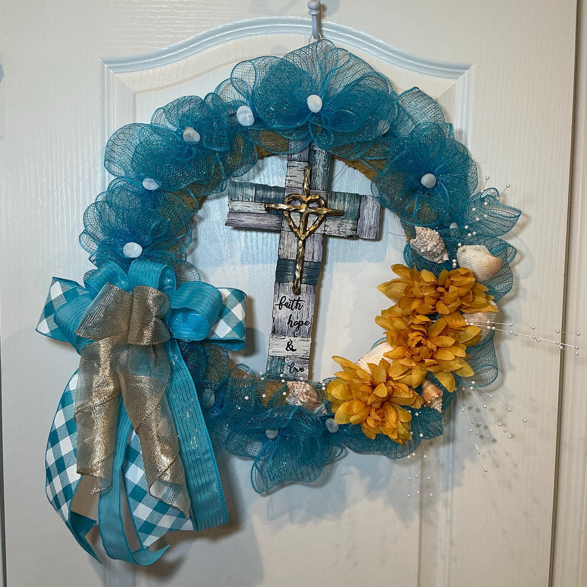 Coastal Faith Wreath, Turquoise Beach Cross Decor, Faith Hope Love Seashell Religious Door Decor.