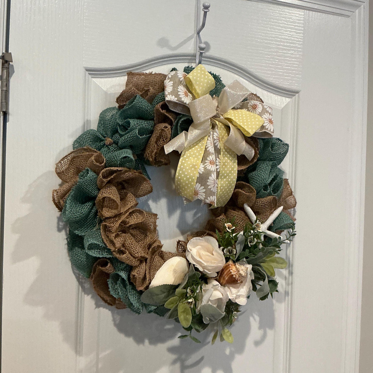 Patina Blue Wreath for Front Door, Patina Blue and Burlap Beach Decor, 14 inch Seashell Wreath with Starfish and Daisy Bow