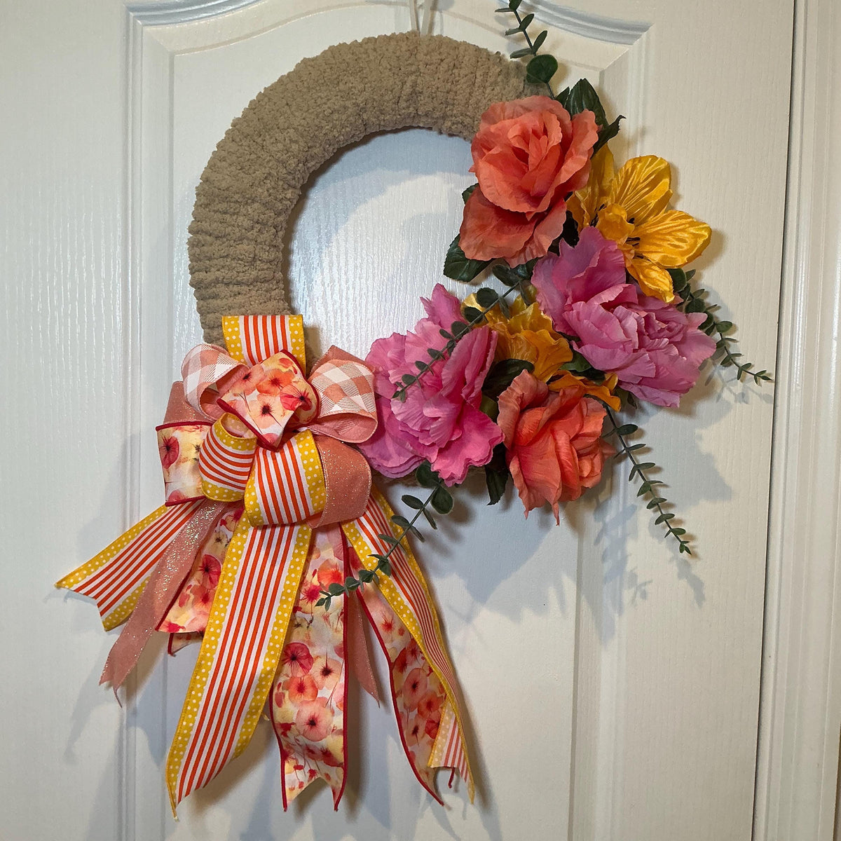 Coral Peony Chunky Yarn Wreath, Pink Yellow Spring Floral Decor, Farmhouse Front Door Wreath, Housewarming Gift, Handmade Summer Door Hanger