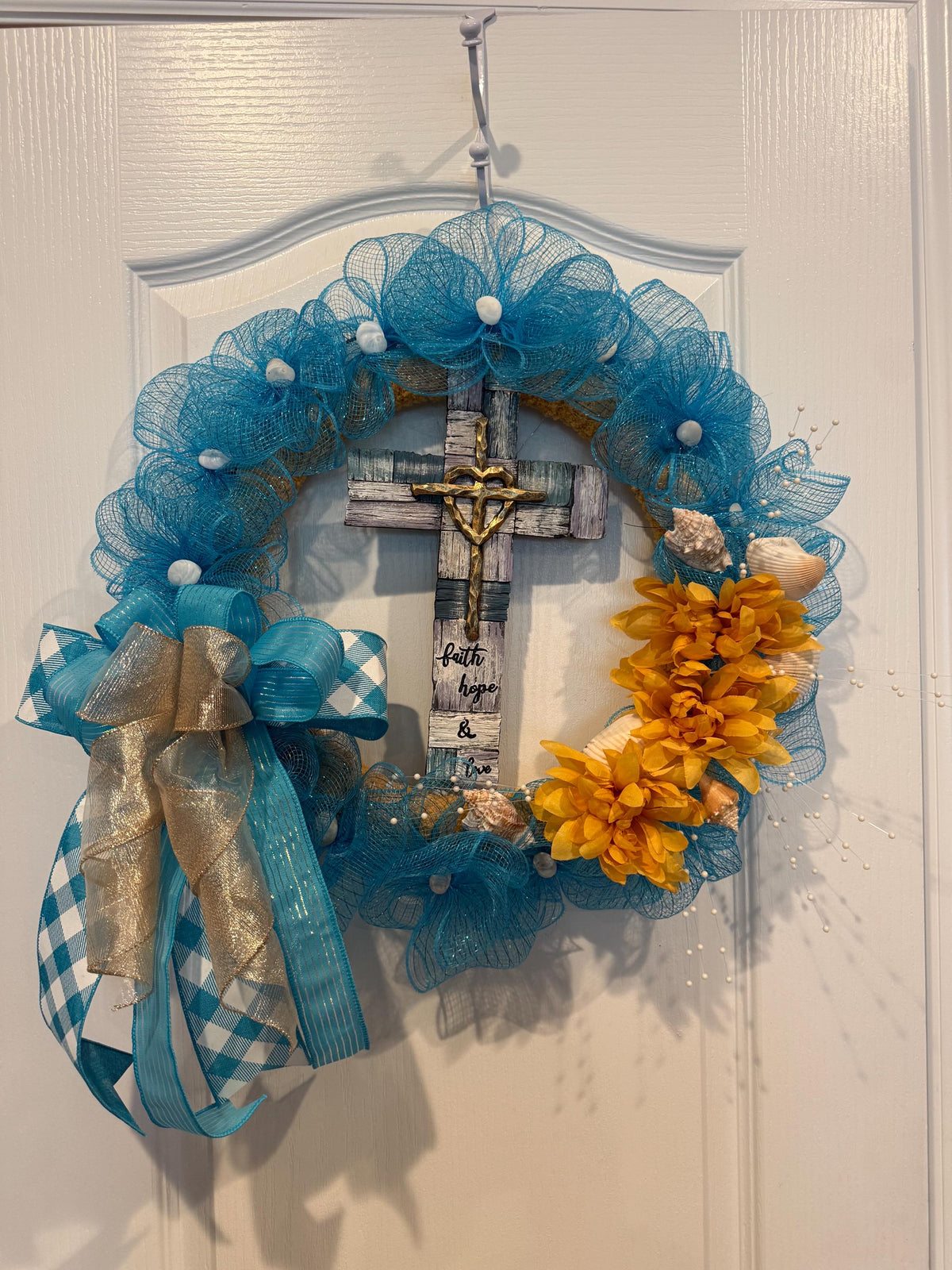 Coastal Faith Wreath, Turquoise Beach Cross Decor, Faith Hope Love Seashell Religious Door Decor.