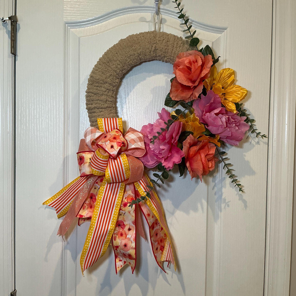 Coral Peony Chunky Yarn Wreath, Pink Yellow Spring Floral Decor, Farmhouse Front Door Wreath, Housewarming Gift, Handmade Summer Door Hanger