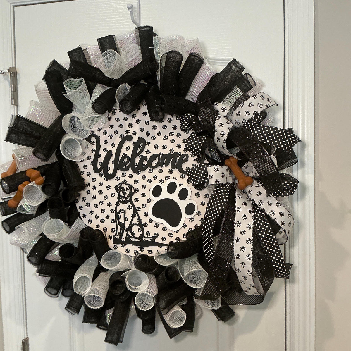 20 Inch Dog Welcome Wreath | Black White Paw Print | Farmhouse Pet Lover Wreath