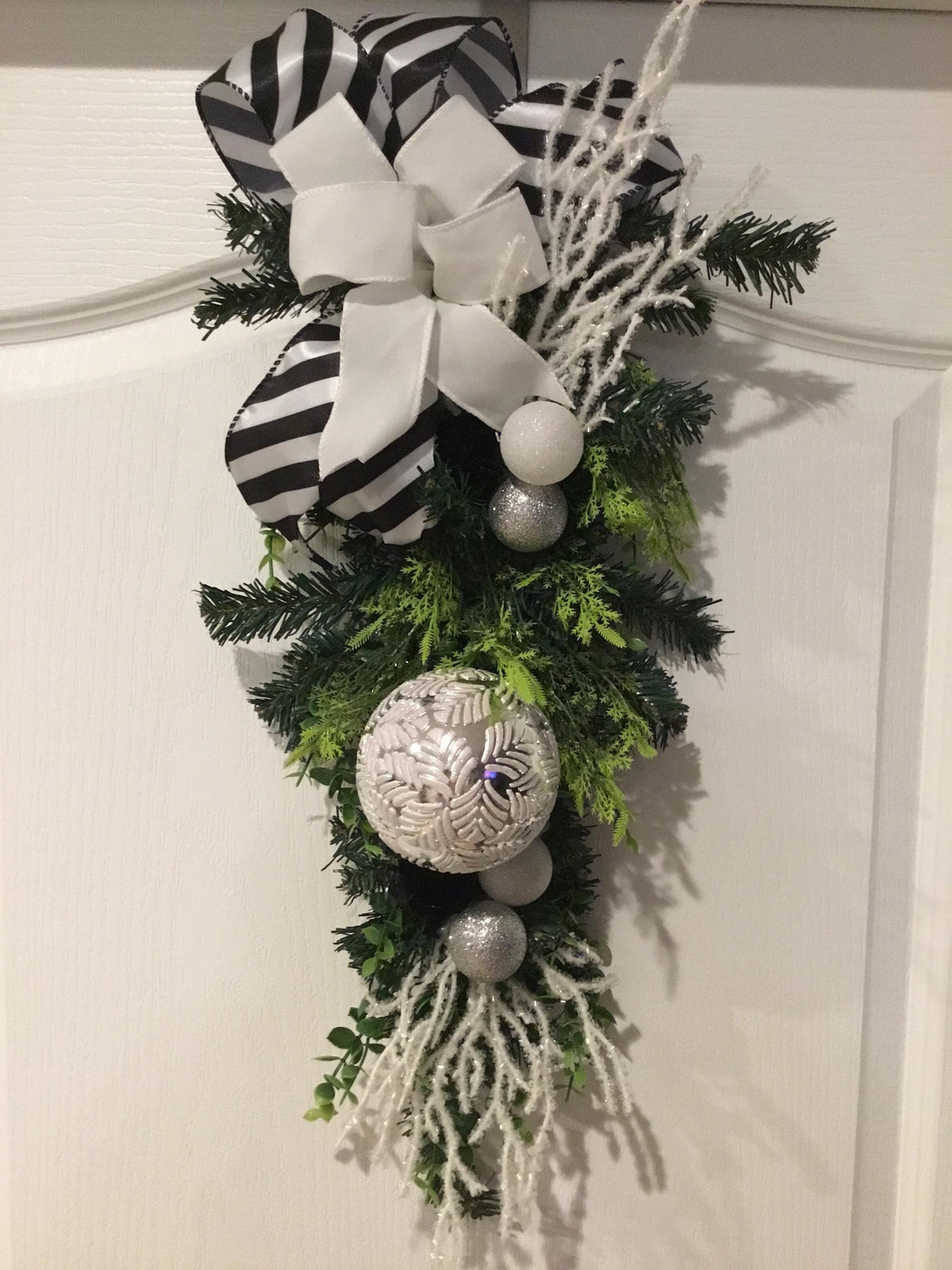 Farmhouse Front Door Swag: Evergreen Teardrop with Layered Ribbon