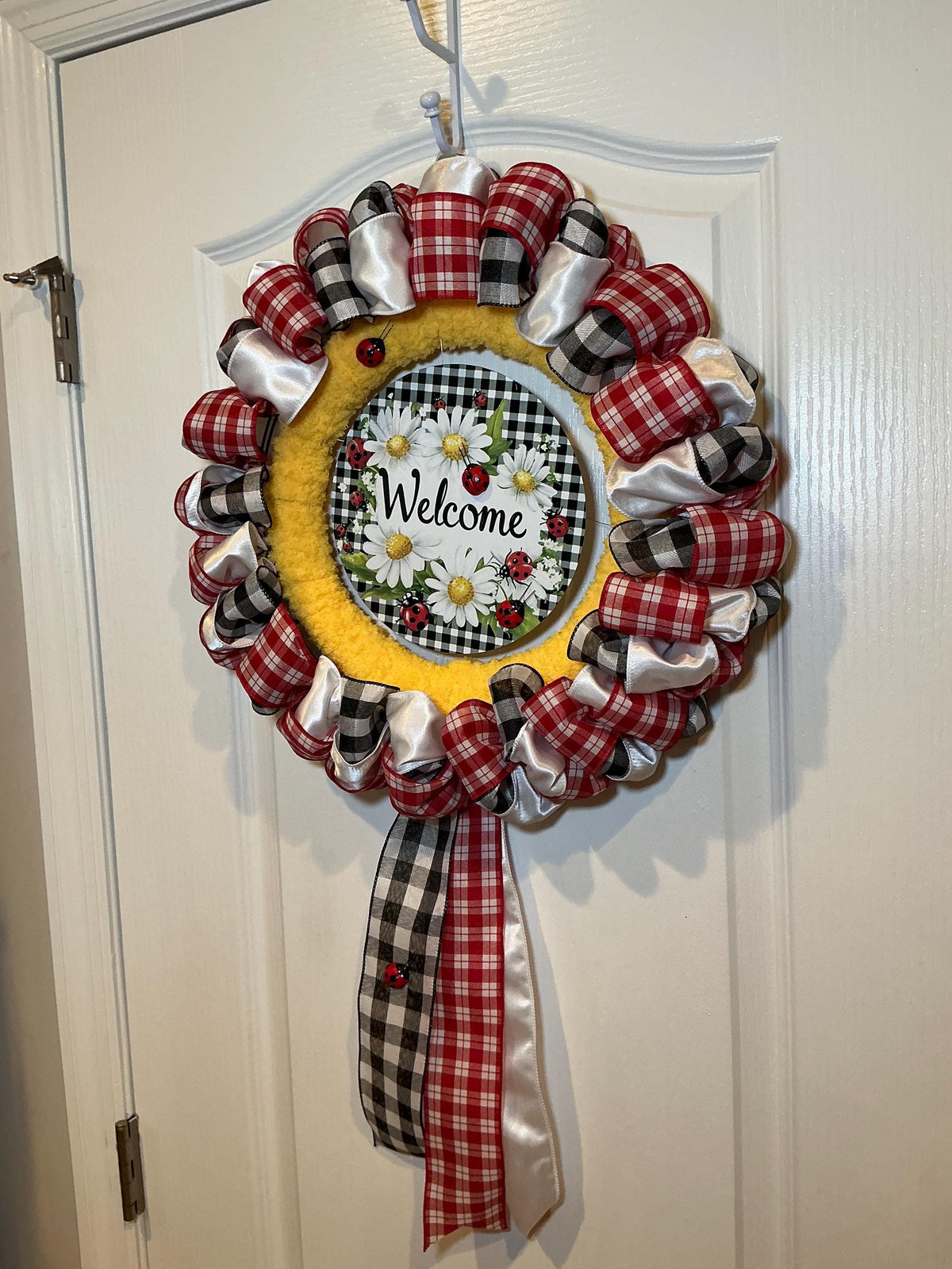 Ladybug Wreath for Front Door, Welcome Wreath, Daisy Ladybug Decor, Farmhouse, Buffalo Check Handmade Gift