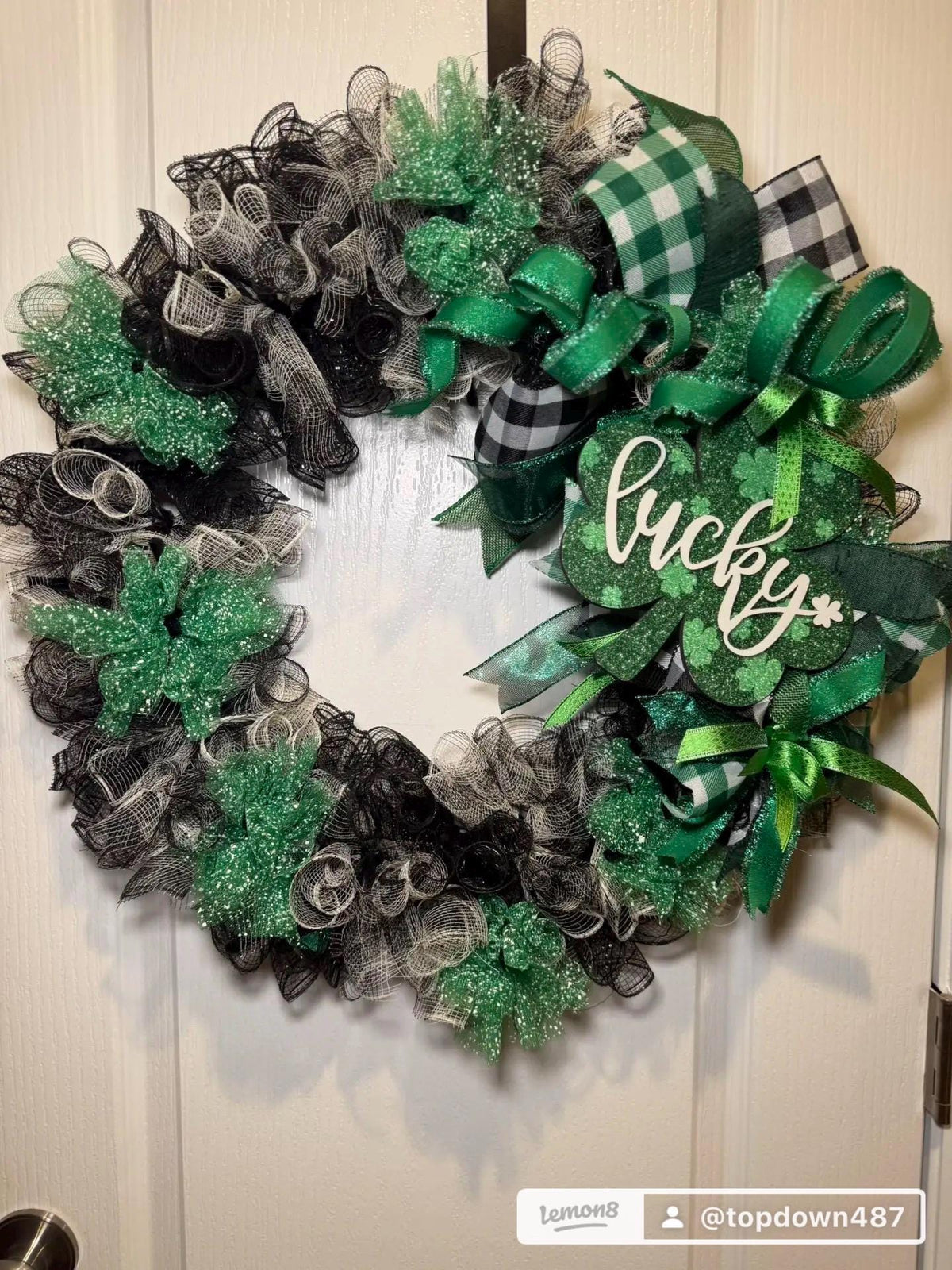 St. Patrick’s Day Lucky Wreath, Green Shamrock Door Decor , Irish Front Door Decoration