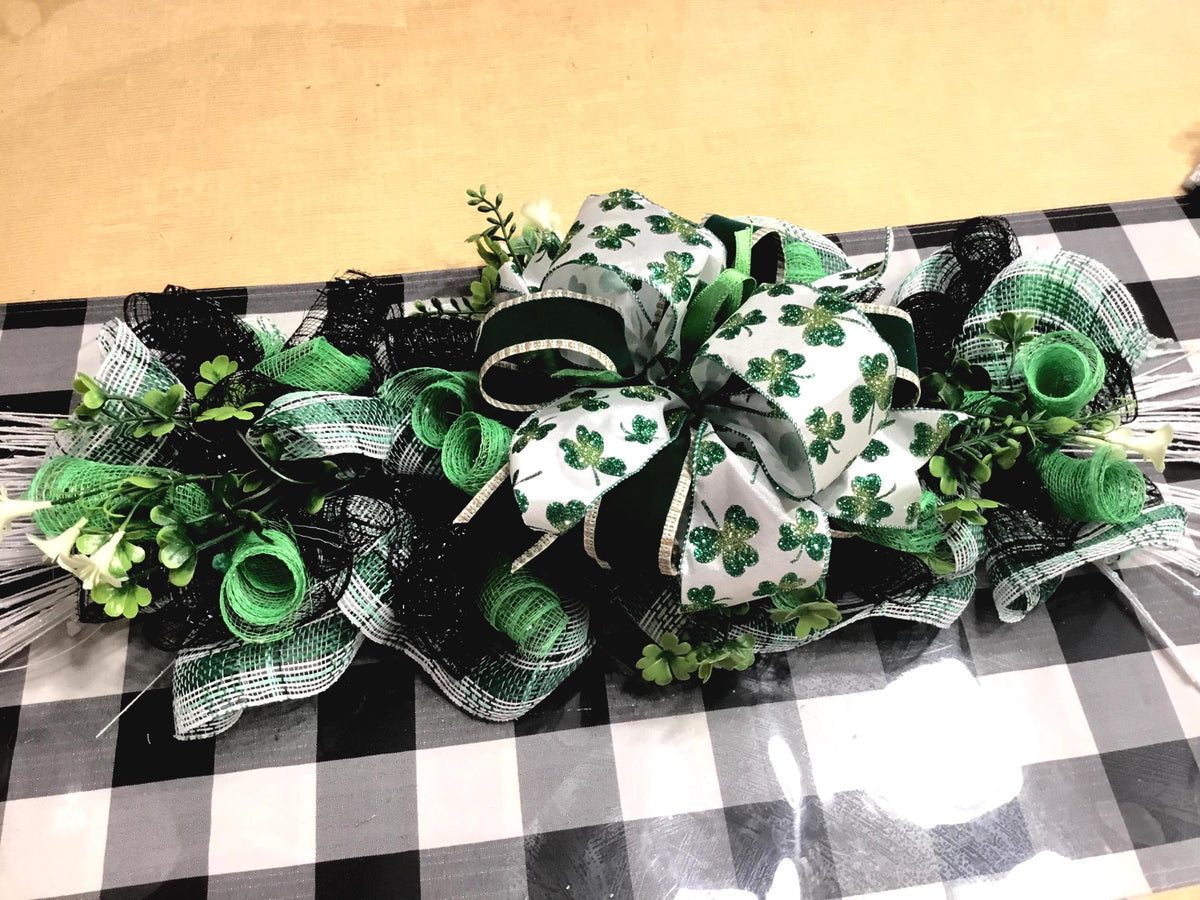 St. Patrick’s Day Clover Wreath with Green Bow /Front Door Decor