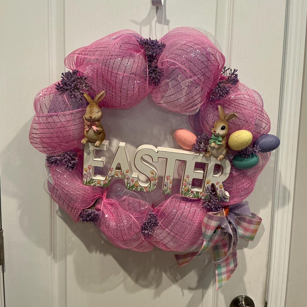 Pink Easter Wreath with Bunnies and Eggs – Farmhouse Spring Door Decor