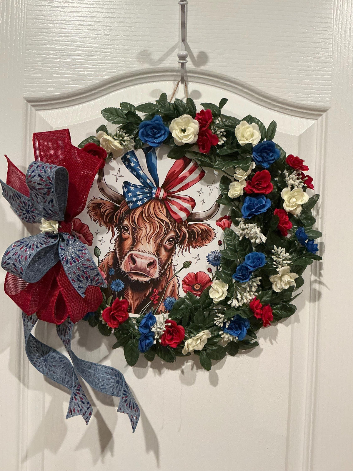 14 Inch Highland Cow Patriotic Wreath with Red White Blue Florals, Front Door Decor